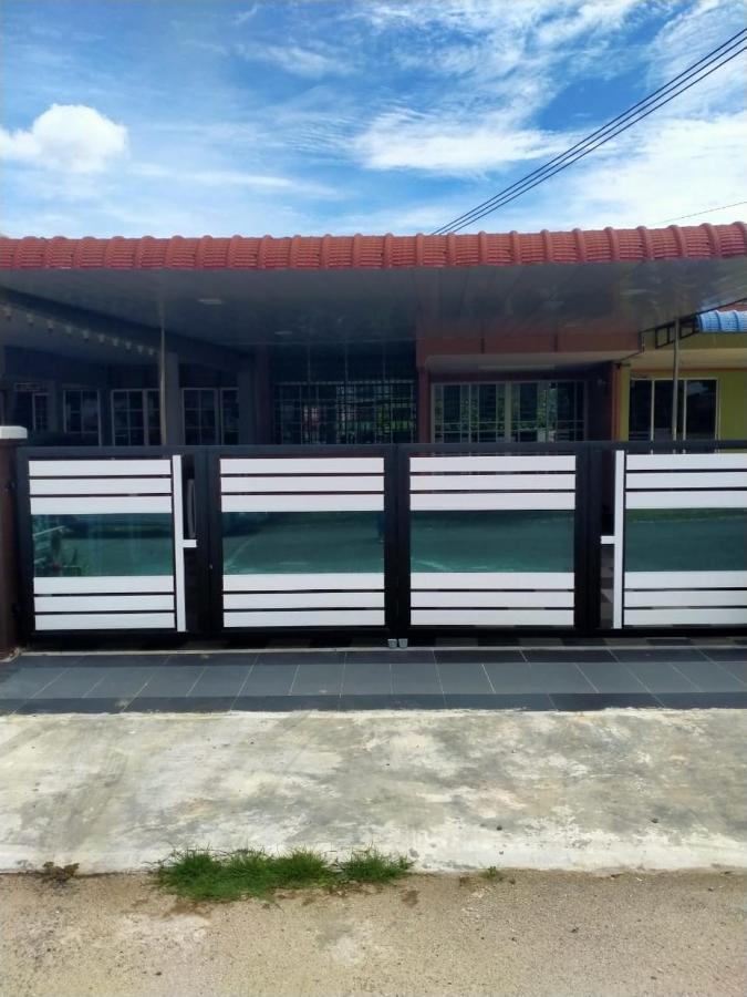 Rahman Pantai Johor - Islam Sahaja